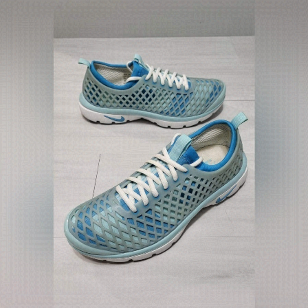Nike Air Rejuven8  2007 Blue White Running Shoes 319261-441